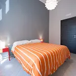 Cammarano 12 2* Napels